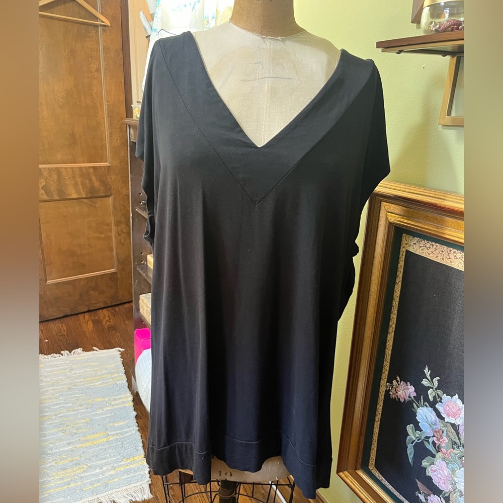 Eloquii deep v-neck black tunic